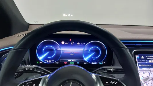 Mercedes-Benz EQE SUV X294 EQE500 4MATIC 2023 8