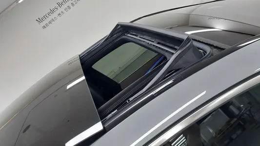 Mercedes-Benz EQE SUV X294 EQE500 4MATIC 2023 12