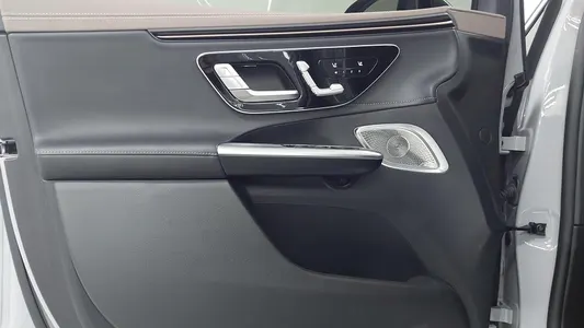 Mercedes-Benz EQE SUV X294 EQE500 4MATIC 2023 15