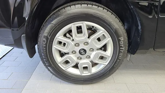 Hyundai Staria HEV 1.6 3 2024 5