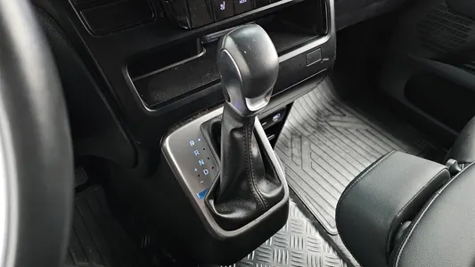 Hyundai Staria HEV 1.6 3 2024 9