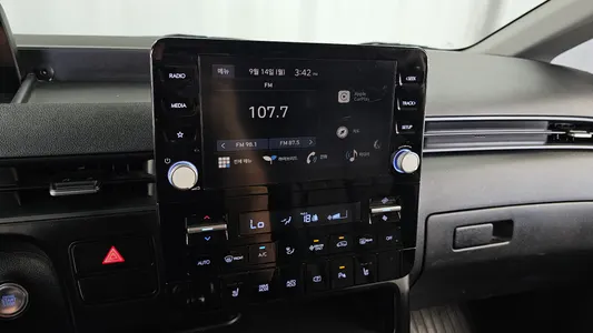 Hyundai Staria HEV 1.6 3 2024 14
