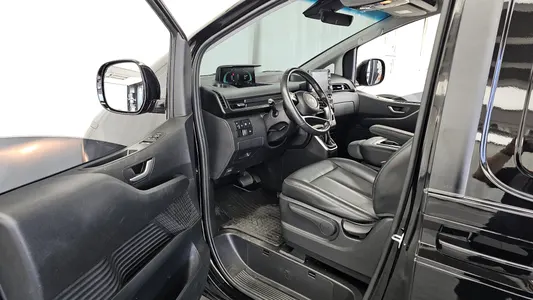 Hyundai Staria HEV 1.6 3 2024 10