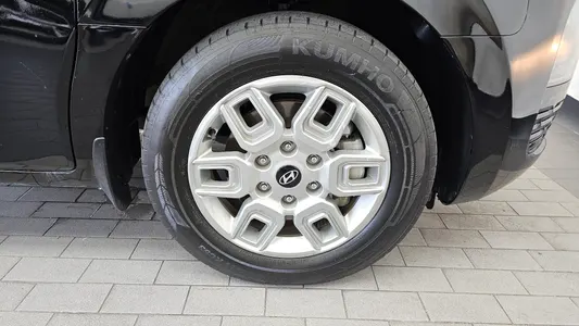 Hyundai Staria HEV 1.6 3 2024 21