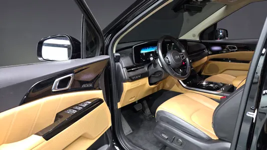 Kia Carnival 9 2021 11