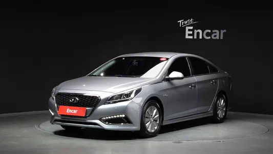 Hyundai LF 2.0 HEV 2016