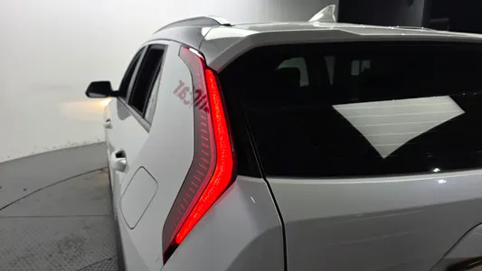Kia 디 니로 2022 23