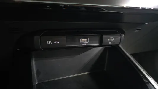 Kia 디 니로 2022 29