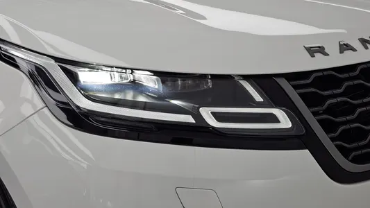 Land Rover 레인지로버 벨라 3.0 D300 R- SE 2019 22