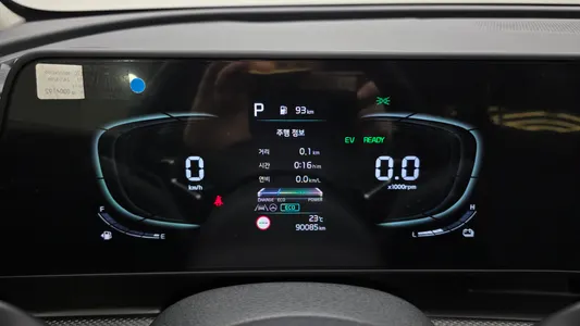 Kia 5 2WD 2024 8