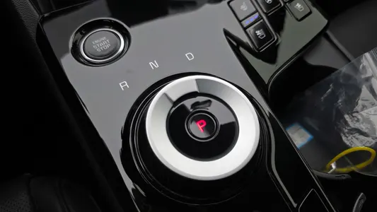 Kia 5 2WD 2024 9