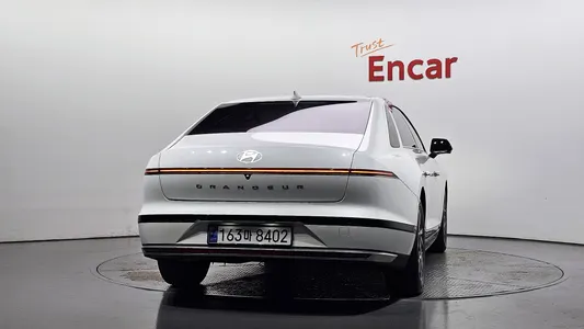 Hyundai (GN7) 2.5 2WD 2023 4