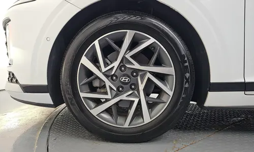 Hyundai (GN7) 2.5 2WD 2023 5