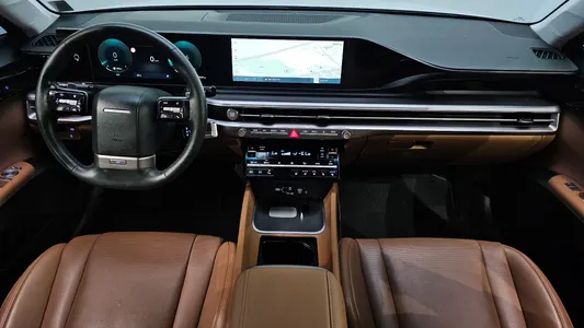 Hyundai (GN7) 2.5 2WD 2023 7