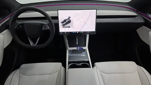 Tesla Y L AWD 2026 7