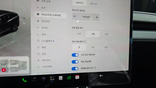 Tesla Y L AWD 2026 16