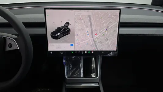 Tesla Y L AWD 2026 28