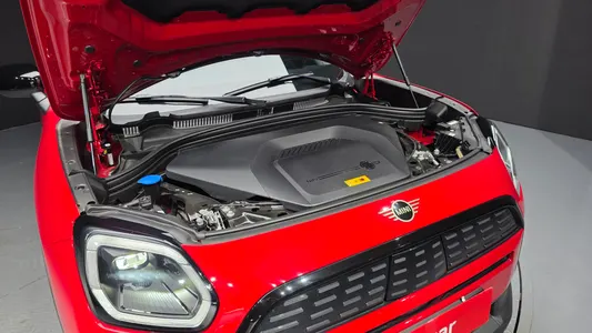 MINI 3 E 2025 6