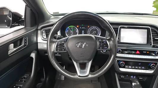 Hyundai 쏘나타 라이즈 하이브리드 2017 13