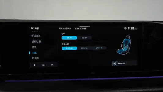 Hyundai (GN7) 2025 28