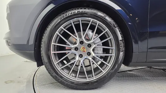 Porsche (PO536) 3.0 2021 5