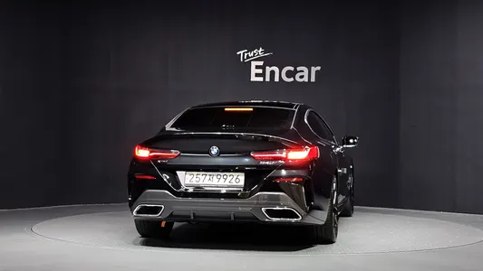 BMW 8 Series (G15) 840i xDrive M 2019 4