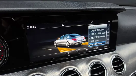 Mercedes-Benz E-Class W213 E300 2018 17