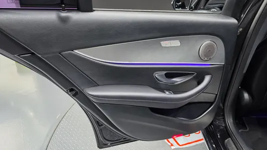 Mercedes-Benz E-Class W213 E300 2018 25