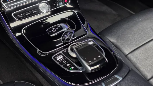 Mercedes-Benz E-Class W213 E300 2018 31