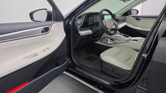 Hyundai IG 2022 10
