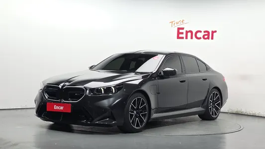 BMW M5 (G90) M5 2026