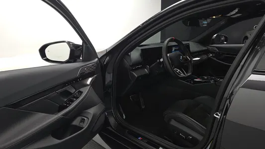 BMW M5 (G90) M5 2026 10