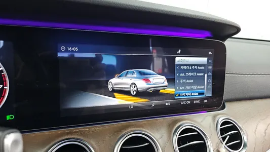 Mercedes-Benz E-Class W213 E300 2018 16