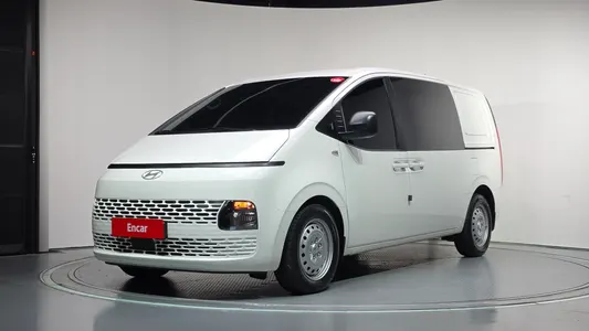Hyundai Staria 5 2025