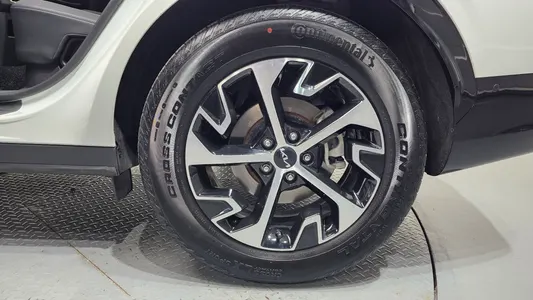 Kia 5 2WD 2022 5