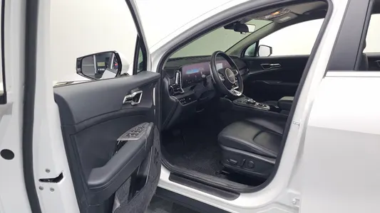 Kia 5 2WD 2022 10