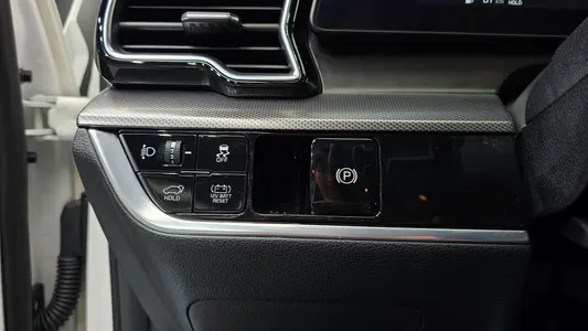 Kia 5 2WD 2022 17