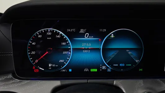 Mercedes-Benz E-Class W213 E350 4MATIC AMG Line 2022 8