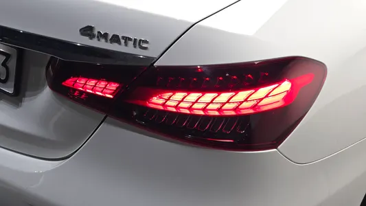 Mercedes-Benz E-Class W213 E350 4MATIC AMG Line 2022 23