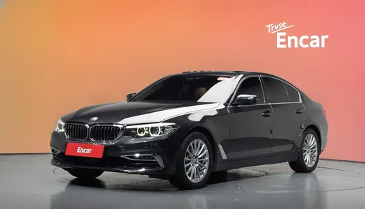 BMW 5 Series (G30) 520i 2020 20