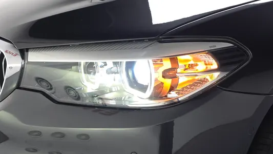 BMW 5 Series (G30) 520i 2020 22