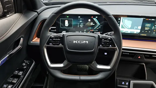 KG Mobility 토레스 HEV 1.5 2WD 2025 12