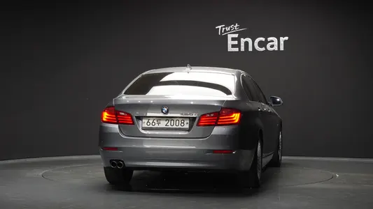 BMW 5 Series (F10) 520d 2014 4