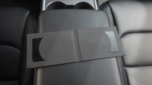 Tesla Y AWD 2022 28