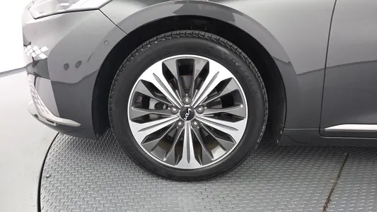 Kia K8 2021 5