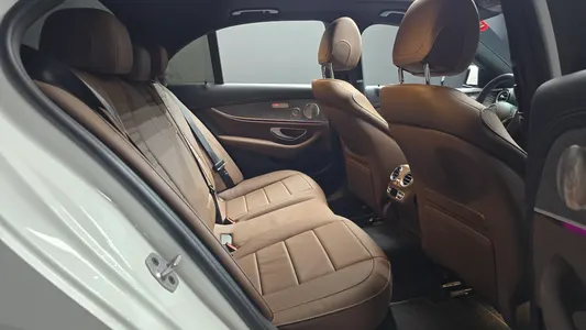 Mercedes-Benz E-Class W213 E350 4MATIC 2023 11