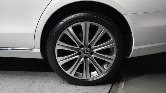 Mercedes-Benz E-Class W213 E350 4MATIC 2023 21