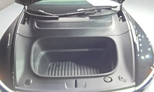 Tesla Y L AWD 2026 6