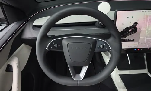 Tesla Y L AWD 2026 14