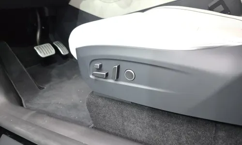 Tesla Y L AWD 2026 19